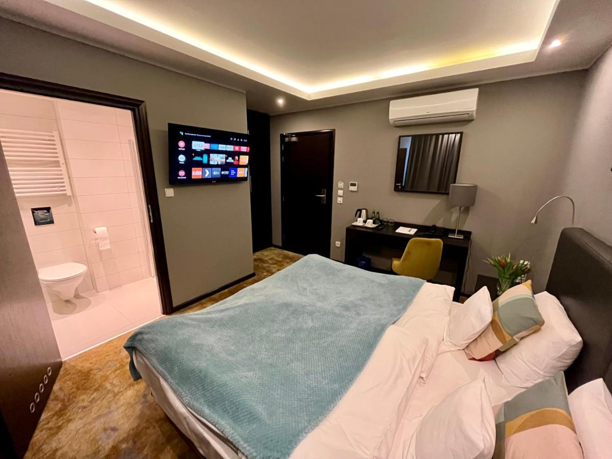 Malta Premium 호텔 포즈난 외부 사진